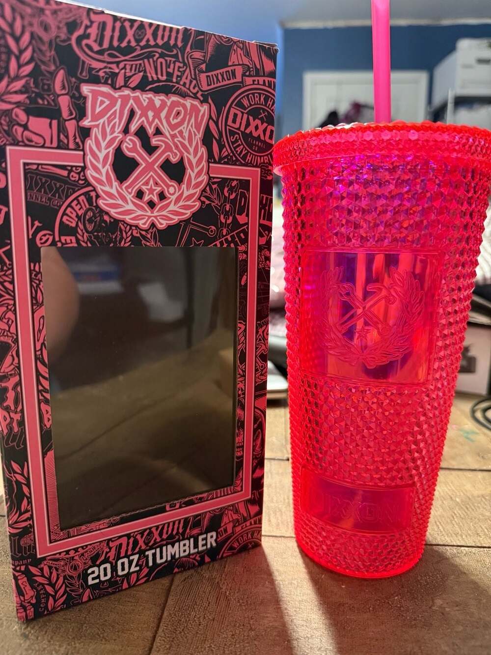 Dixxon Studded Iridescent Tumbler Size 20 Ounce Pink